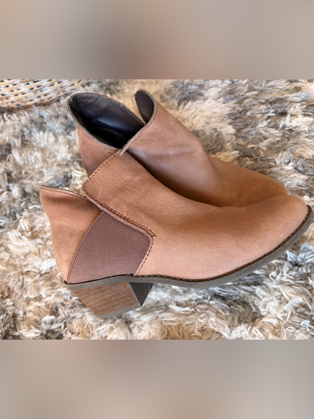 me too Suede Ankle Booties in Dusty Tan